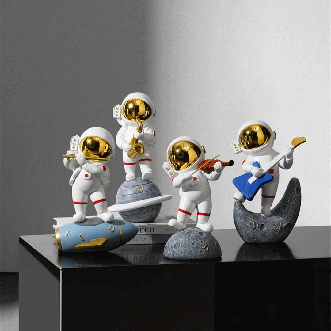 Astronaut Family Figurine